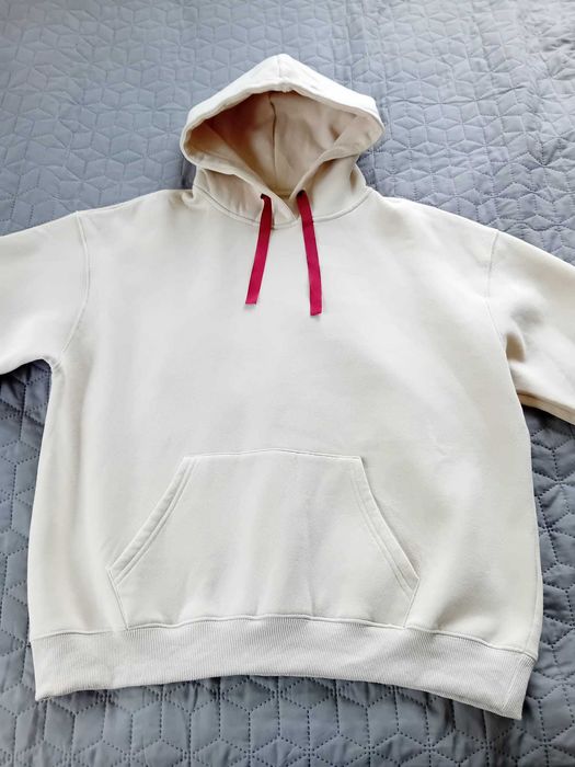 Bluza z kapturem włoskiej firmy