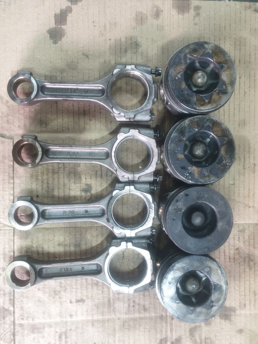 Поршень Поршня Шатун Шатуни Hyundai Santa Fe сантафе 2.2 crdi D4EB