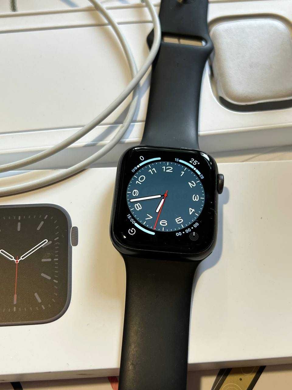 Оригінал Apple Watch 4 44mm