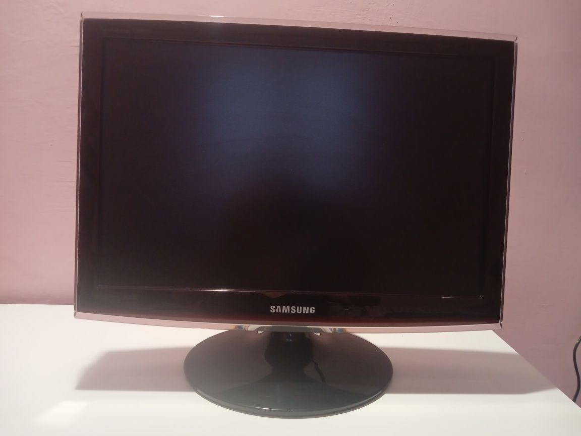 Monitor Samsung Polecam