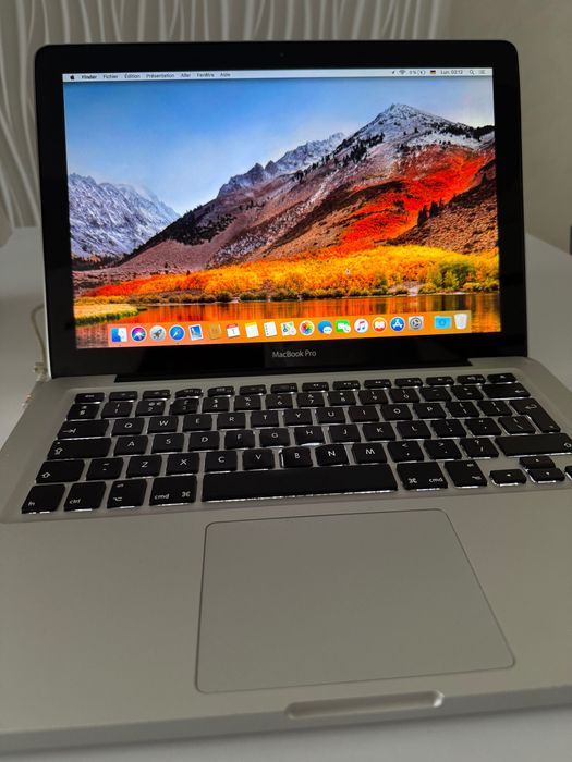 Продаж  макбук про