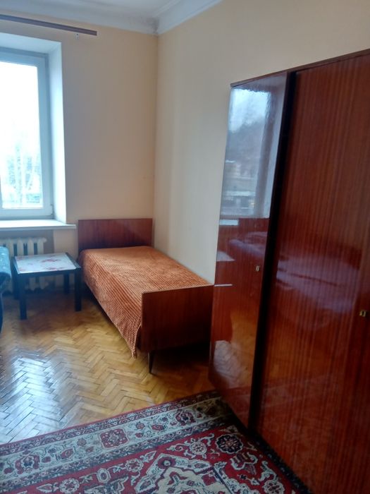 Сдам комнату.Центр города. Хозяин. Р-н Центральный универмаг.
