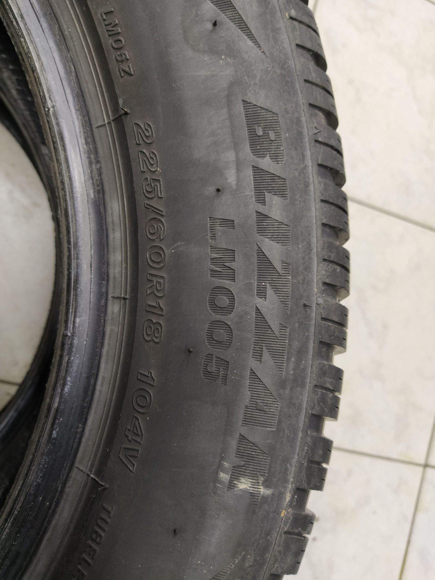 2 Opony zimowe 225/60r18 BRIDGESTONE 2021r