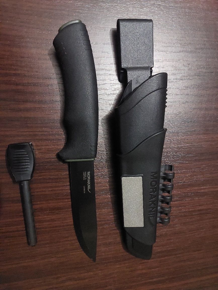 Mora bushcraft black