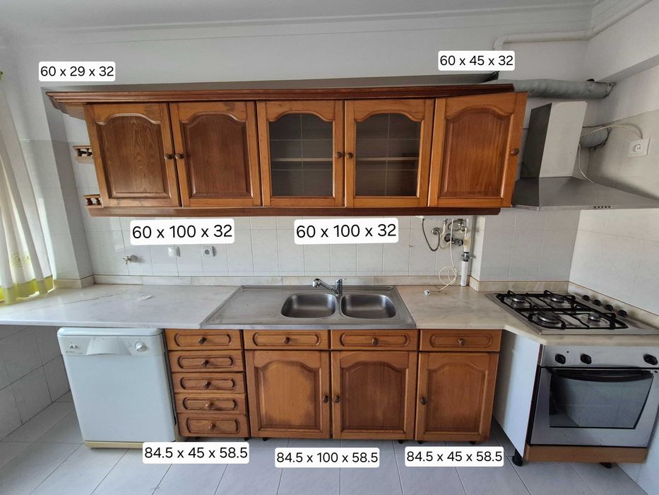 Móveis de cozinha (superior e inferior)