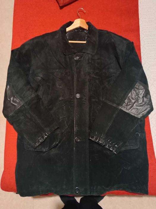 Abrigo tipo montgomery de material abrigado talla M