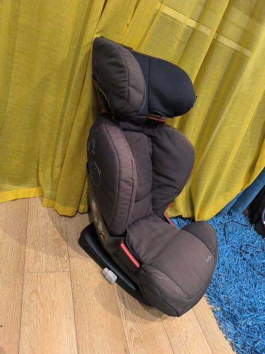 Cadeira Auto BebeConort C/isofix