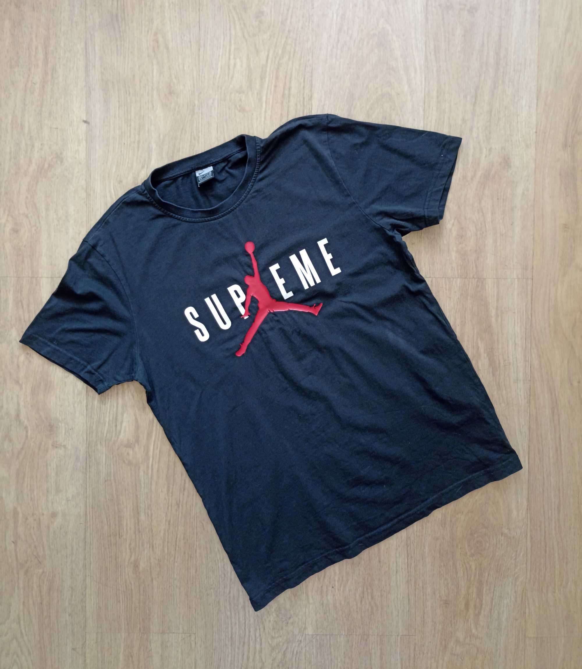 Nike czarny t-shirt kolabo supreme jordan L