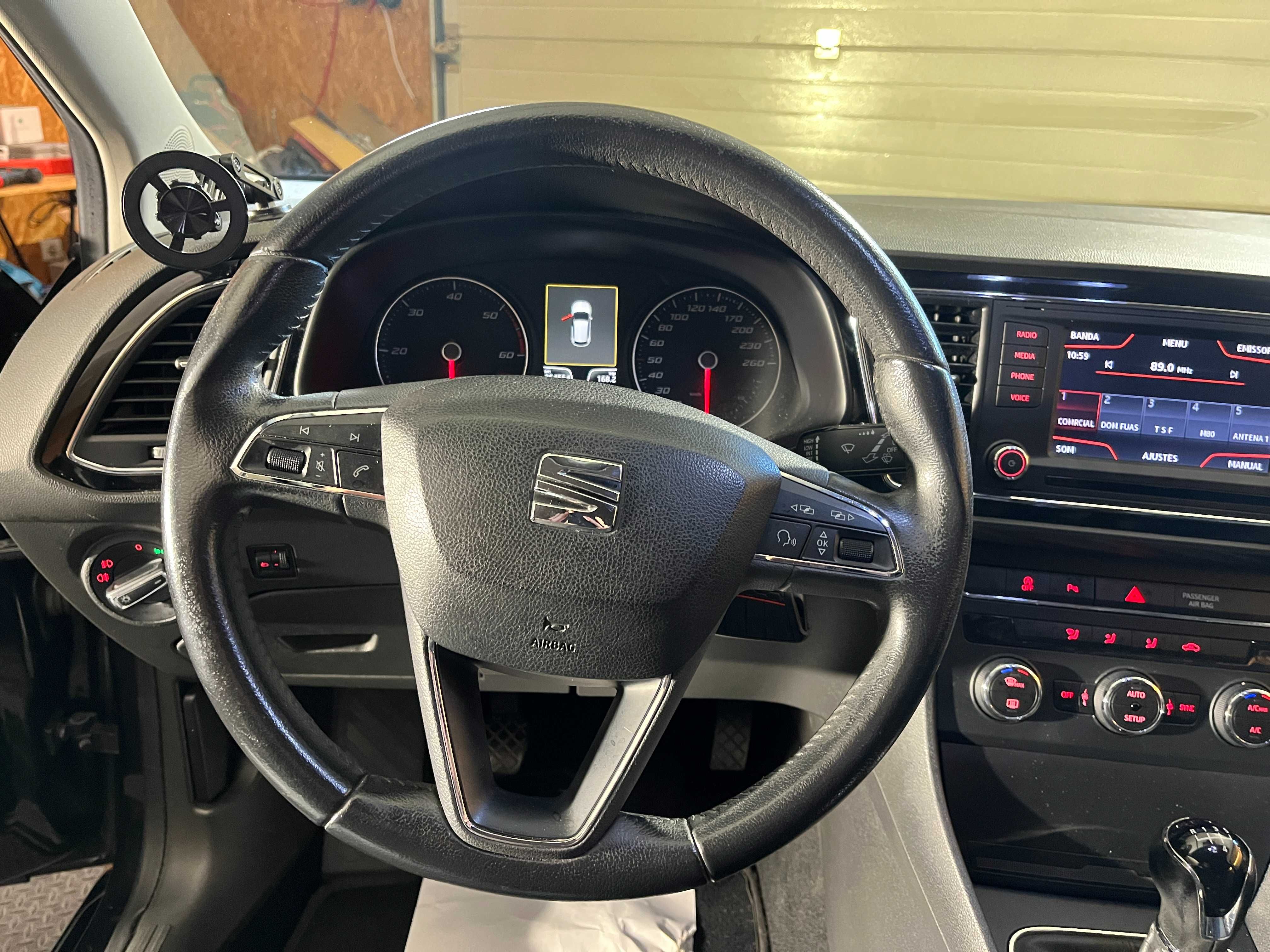 SEAT Leon 1.6TDi Nacional Jante 18''