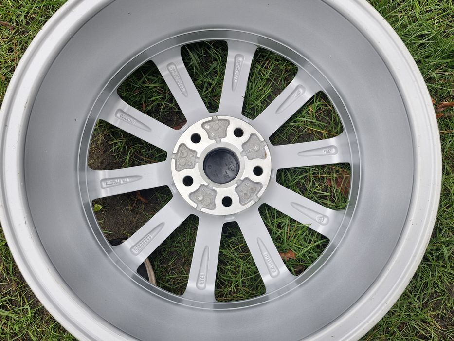 Felgi aluminiowe Oryginalne VW 17" 5x112 Golf VI VII VIII