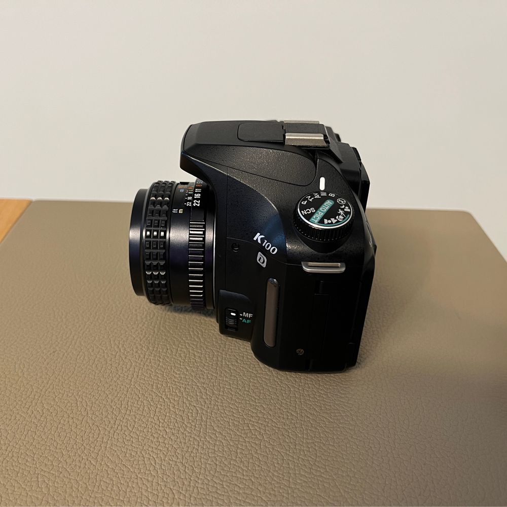Pentax K100D + SMC 28mm F2.8