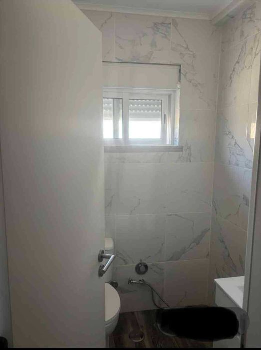 T2 Remodelado em Baixa da Banheira