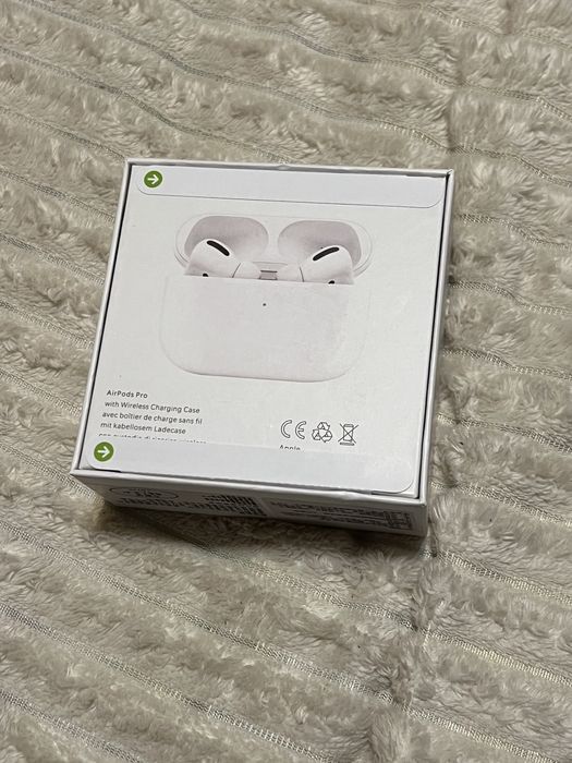 Продам навушники аирподс  airpods