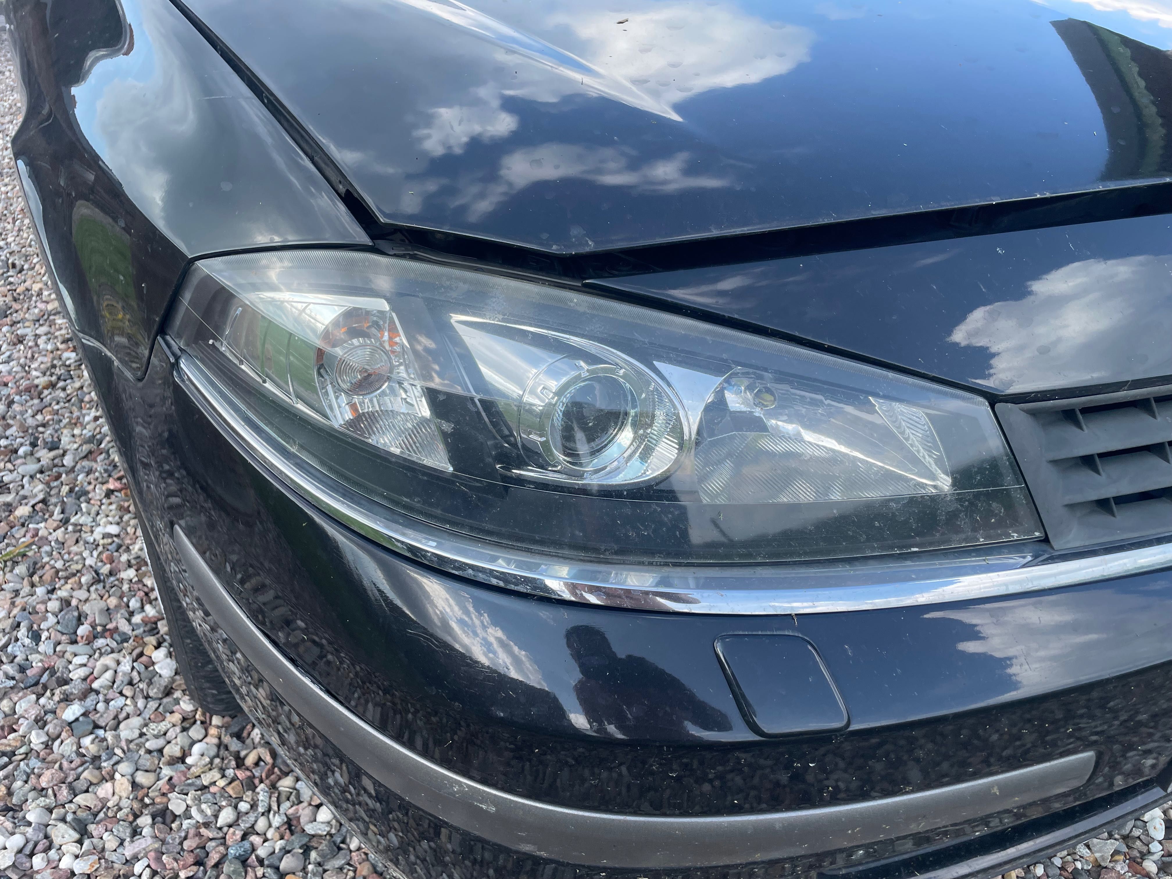 Lampa lewa prawa przód Laguna II lift xenon EU