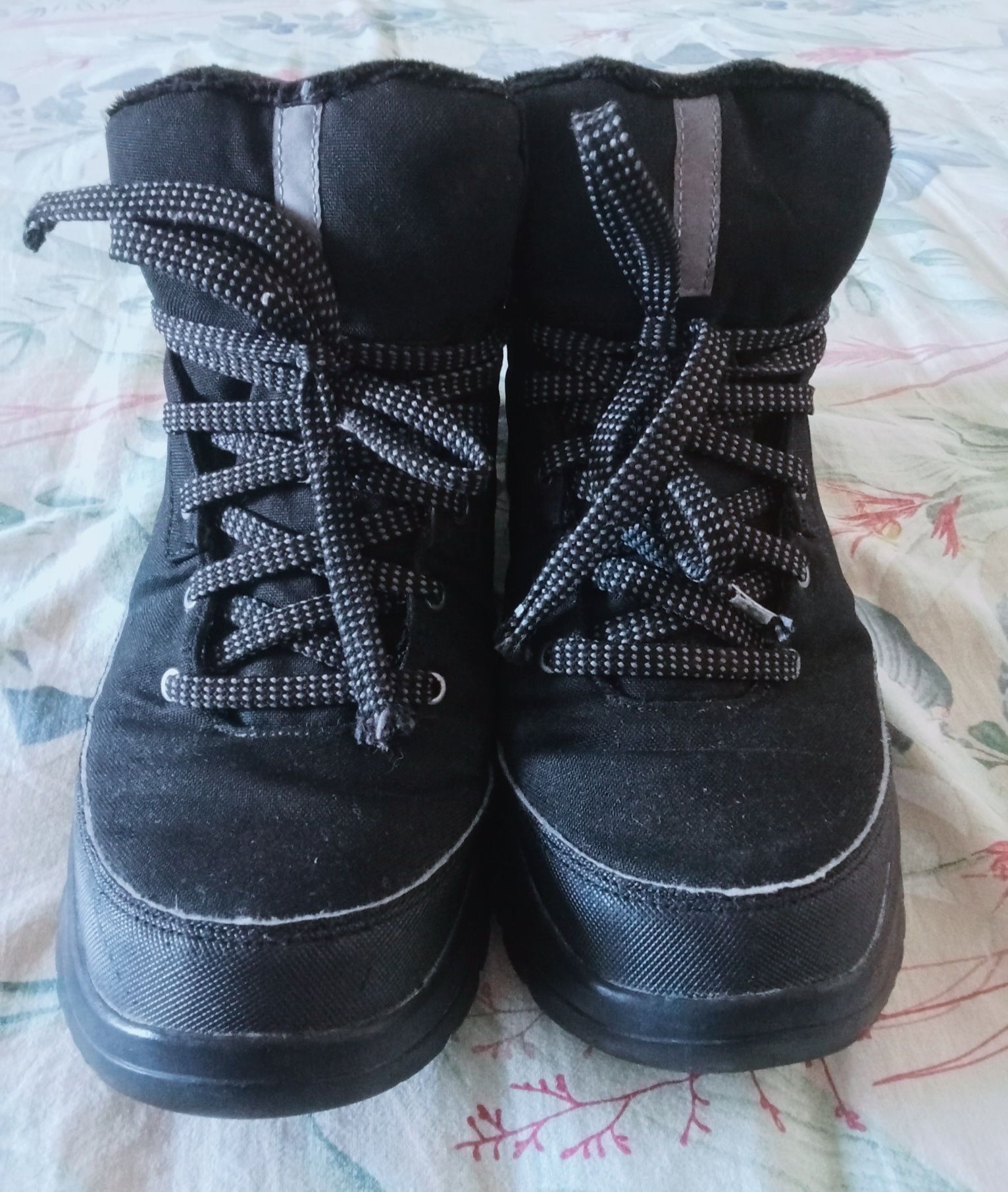 Bota Quéchua Impermeável N° 45
