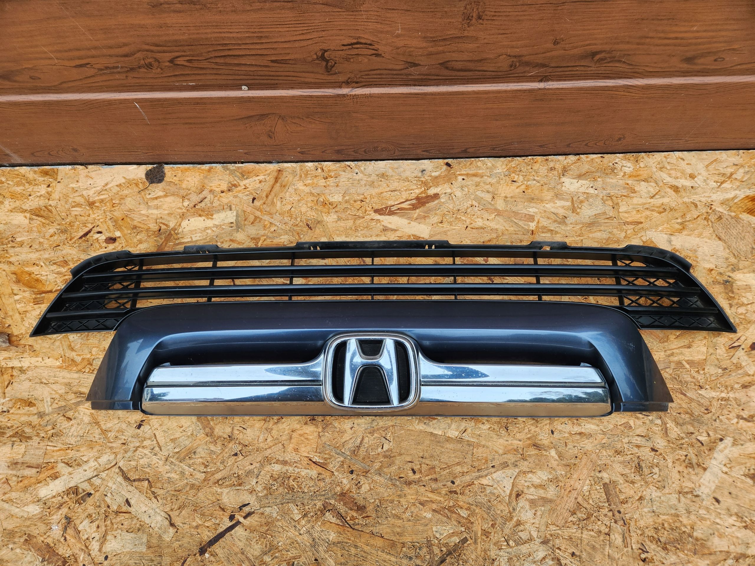 Grill Atrapa Honda Cr-v Crv Iii 06-09 nh648p