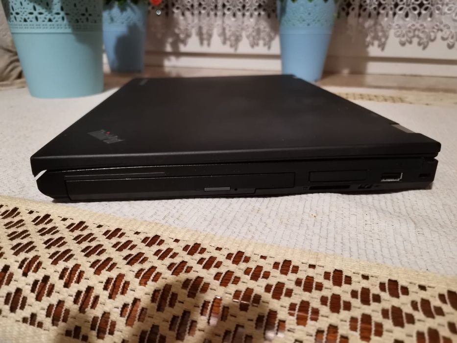 Lenovo ThinkPad T430 i5 120gb ssd 4gb ram win7