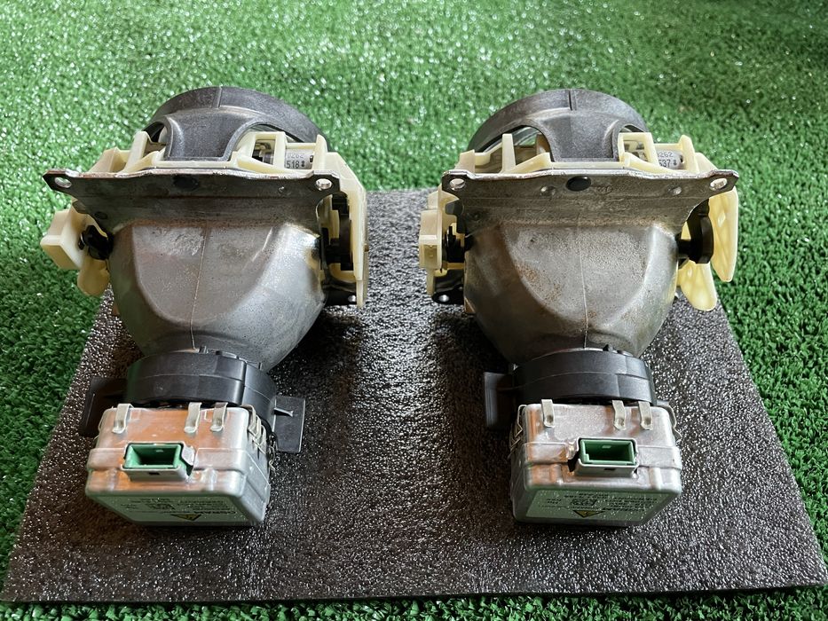 Лінзи оригінал БМВ е38