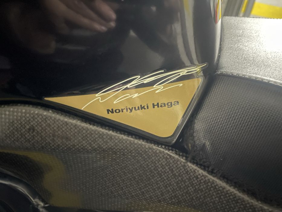 Aprilia RSV 1000 Factory