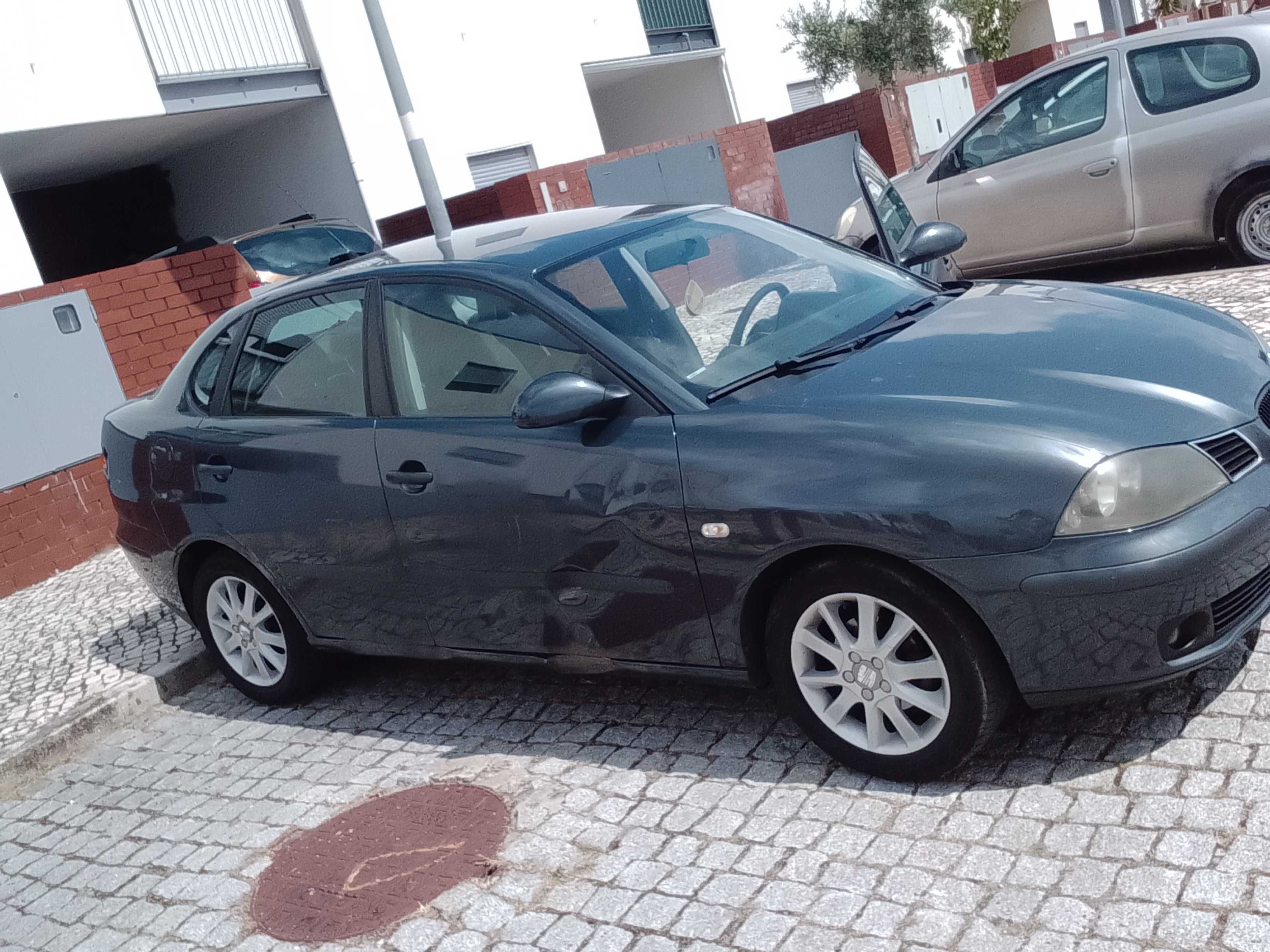 SEAT Córdoba 1.2 ano 2007 como novo negociável