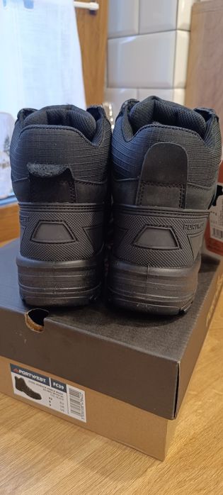 Buty robocze Portwest, wiązanie boa