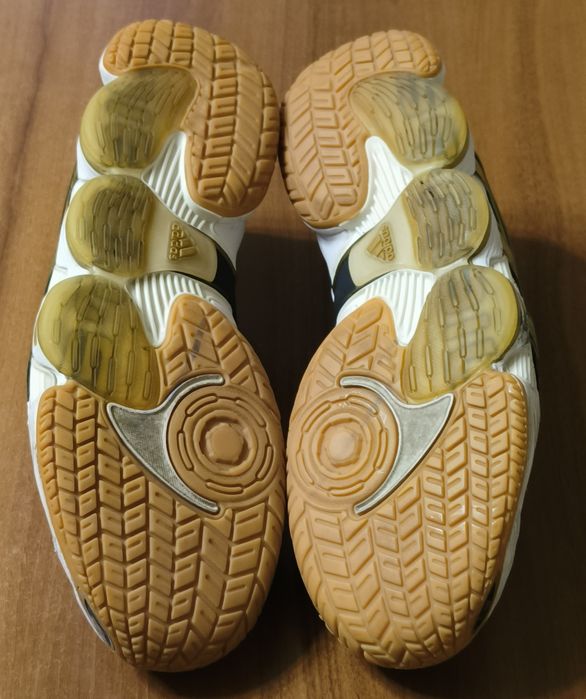 Кросівки чоловічі для волейболу/гандболу/сквошу Adidas Stabil 7 43р