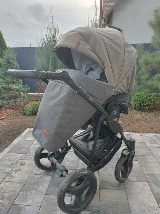 Дитяча універсальна коляска 2 в 1 Angelina “DISCOVERY RESPECT”