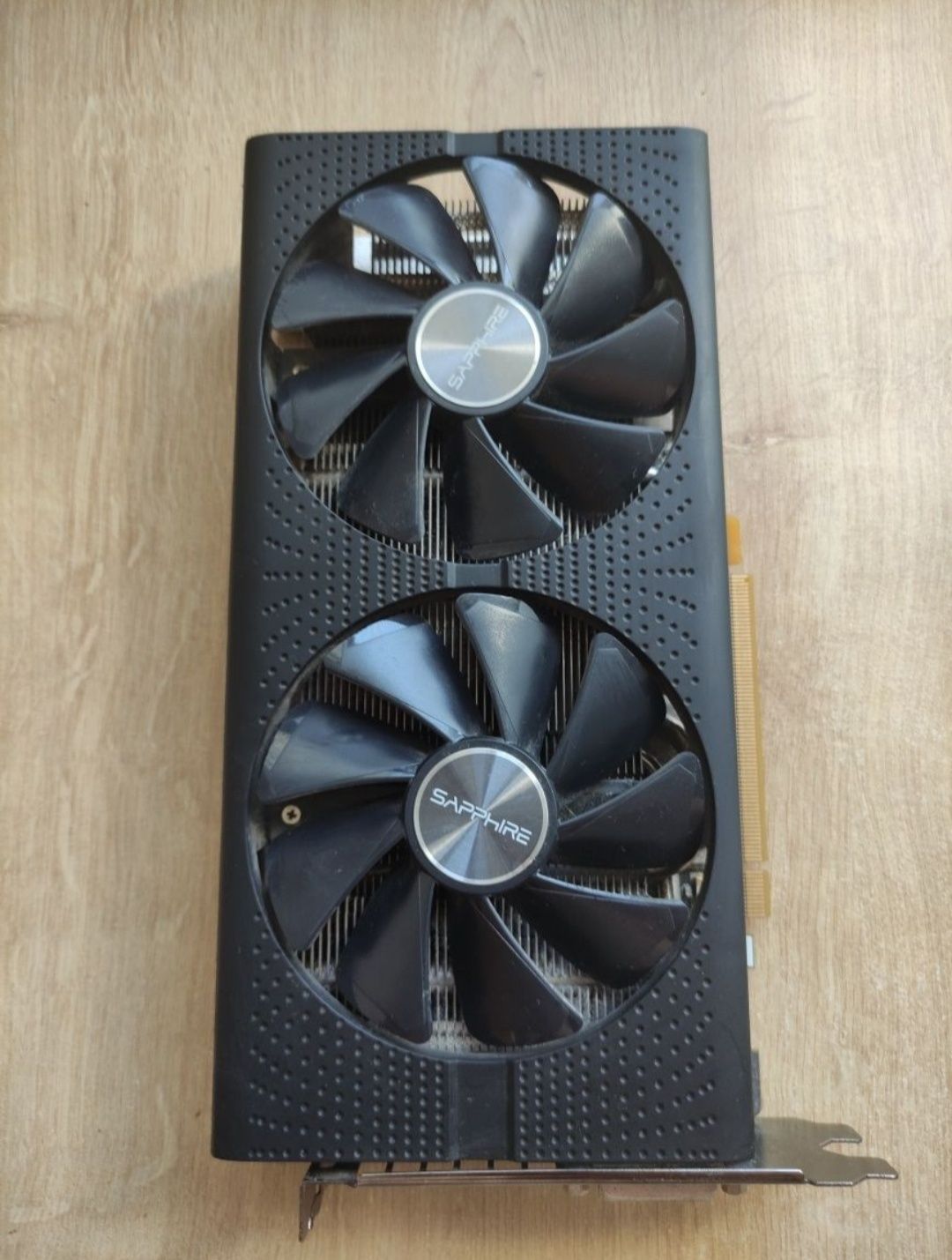 Видеокарта Sapphire AMD Radeon RX 570 4Gb Pulse
