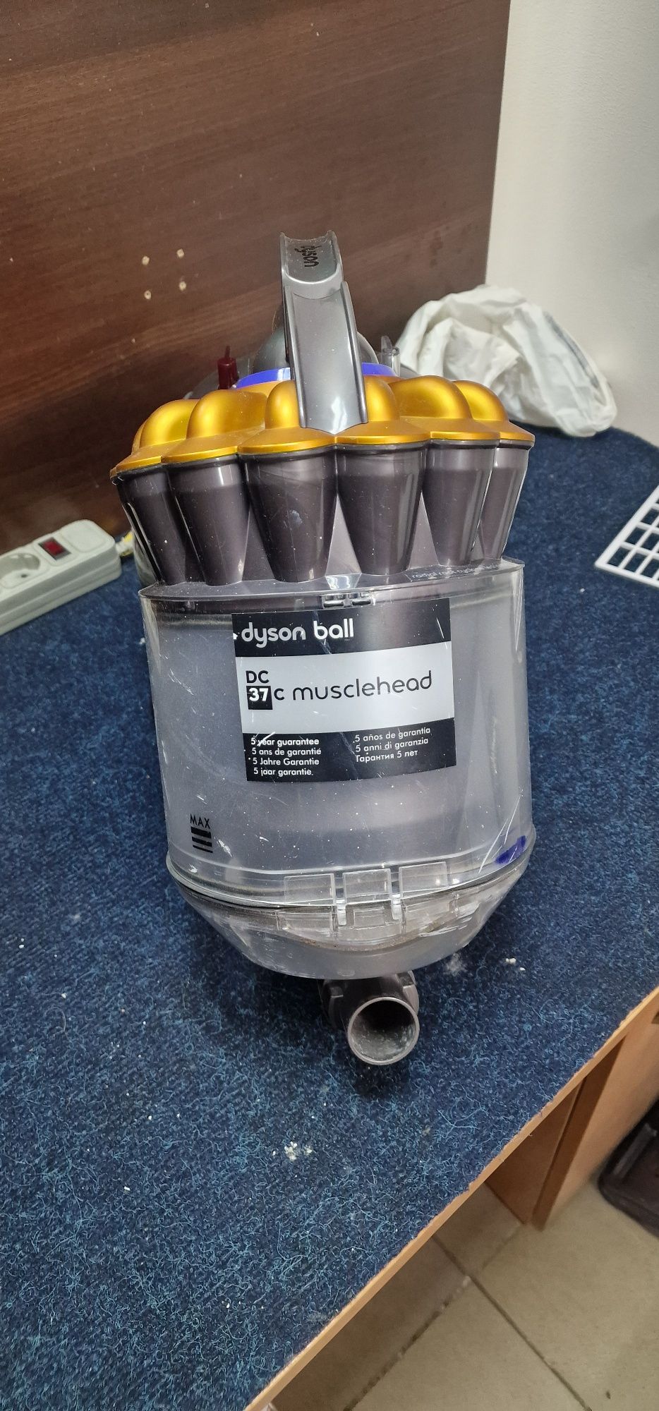 Пилисос Dyson Dc37 1200w