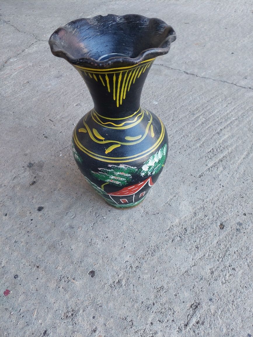 Jarra africana pintada à mão