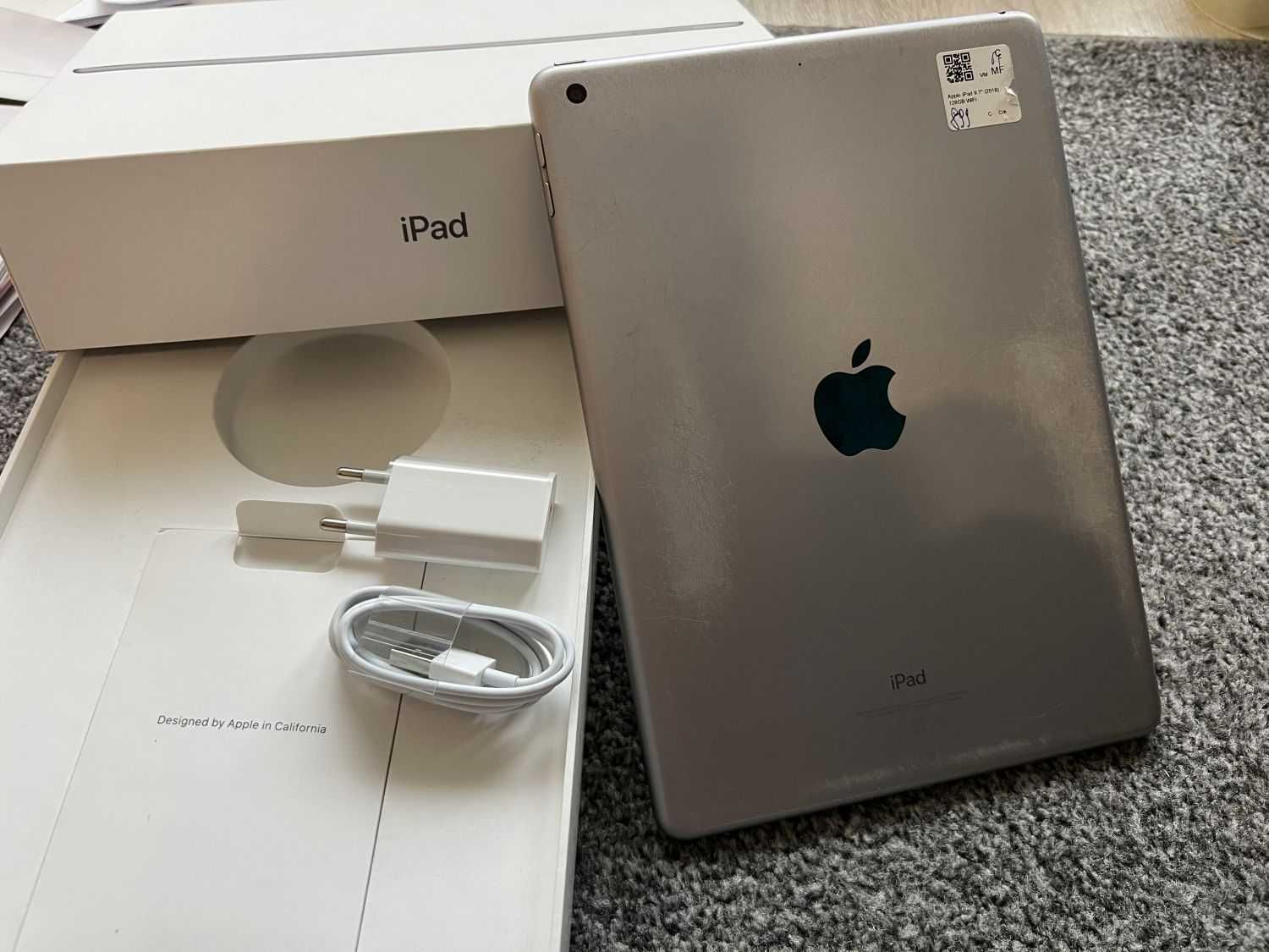 Tablet Apple iPad 6 128GB WIFI Grey Szary Gwarancja Pencil Faktura