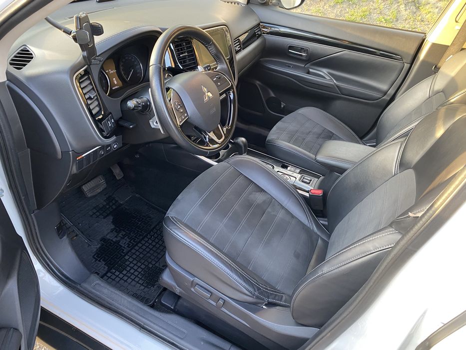 Mitsubishi Outlander 2019