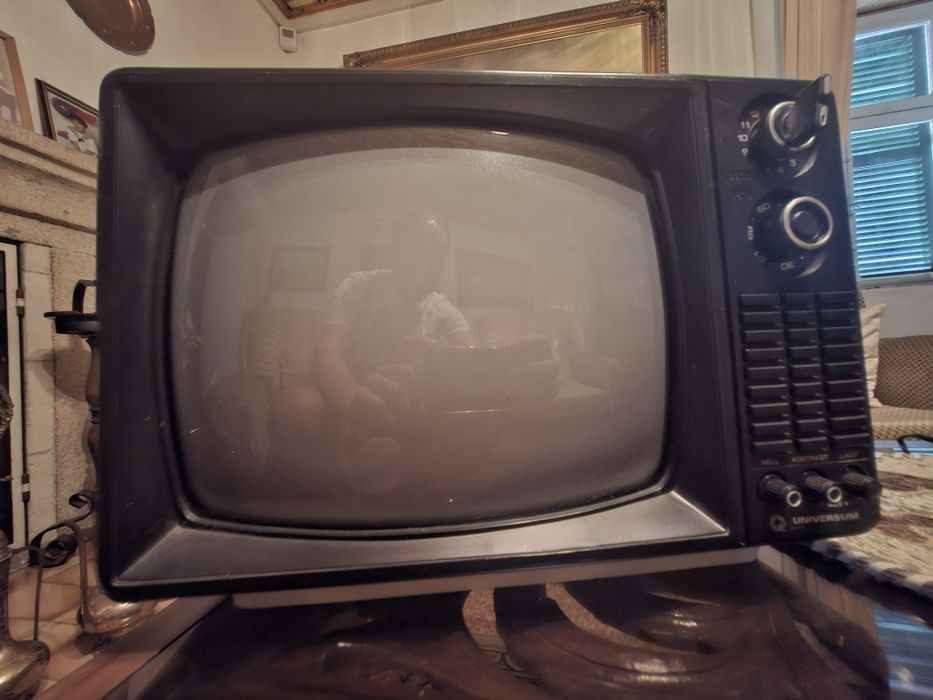 Televisões Antigas CRT – Vintage / Retro Gaming (anos 80/90)