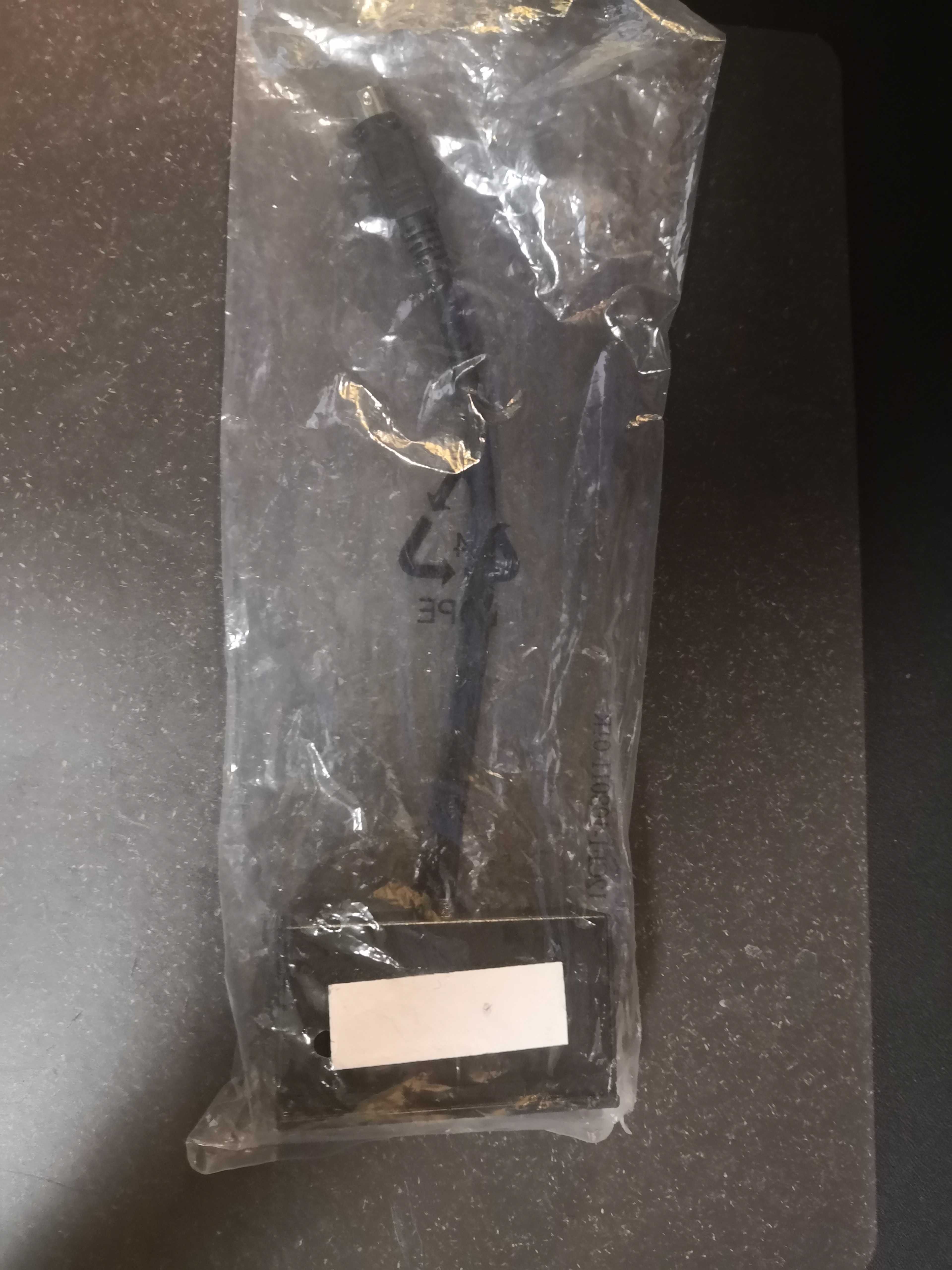 Adapter s-video gigabyte 9pin 12cf1-10s011-01r