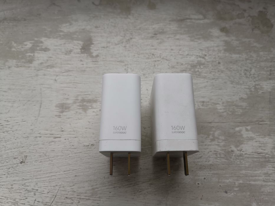 Швидкісні оригінальні блочки ,Realme 160 W