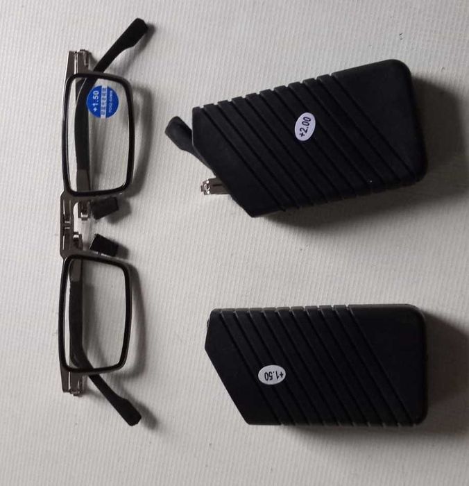 складні окуляри для читання з чохлом з діоптрією +1.5 +2.0 унісекс