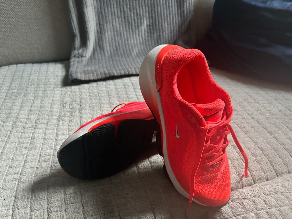 Buty Nike damskie 37.5