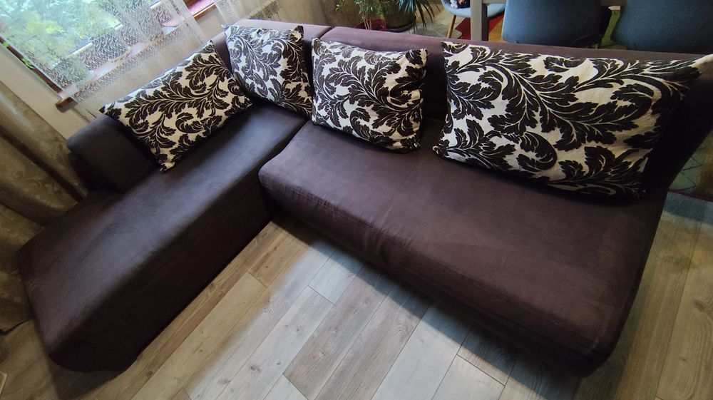 Narożnik, kanapa z funkcją spania