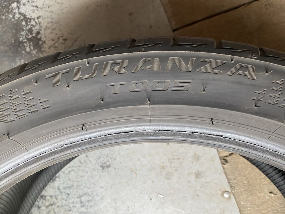 Літня резина шини 255/40R20 Bridgestone Turanza T005 22рік