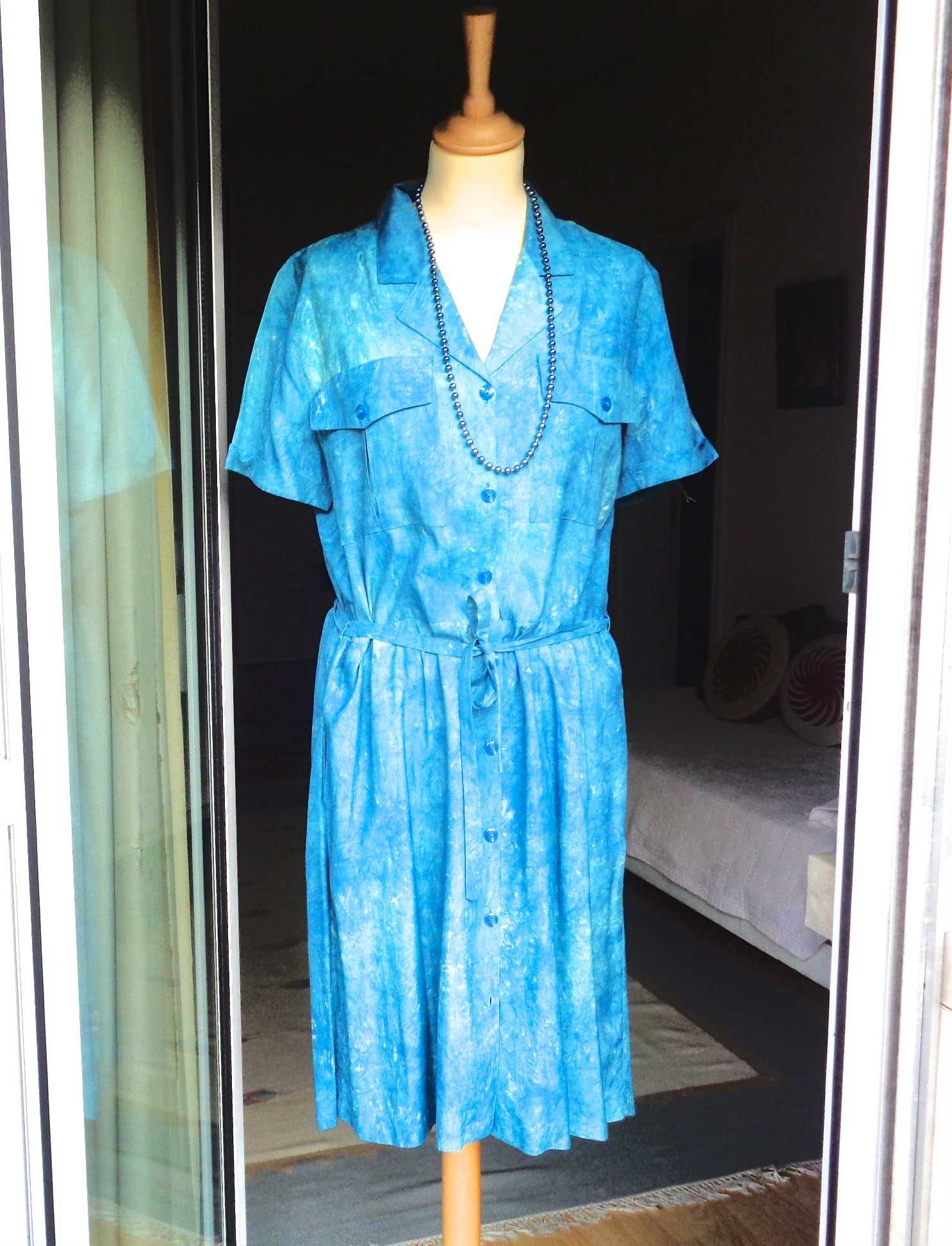 ELegante Vestido de seda azul, Made n France