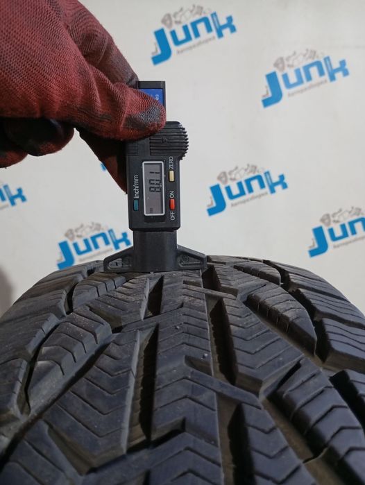 Шини Tigar Winter 205/50 R17 93V XL Б/У 8 мм