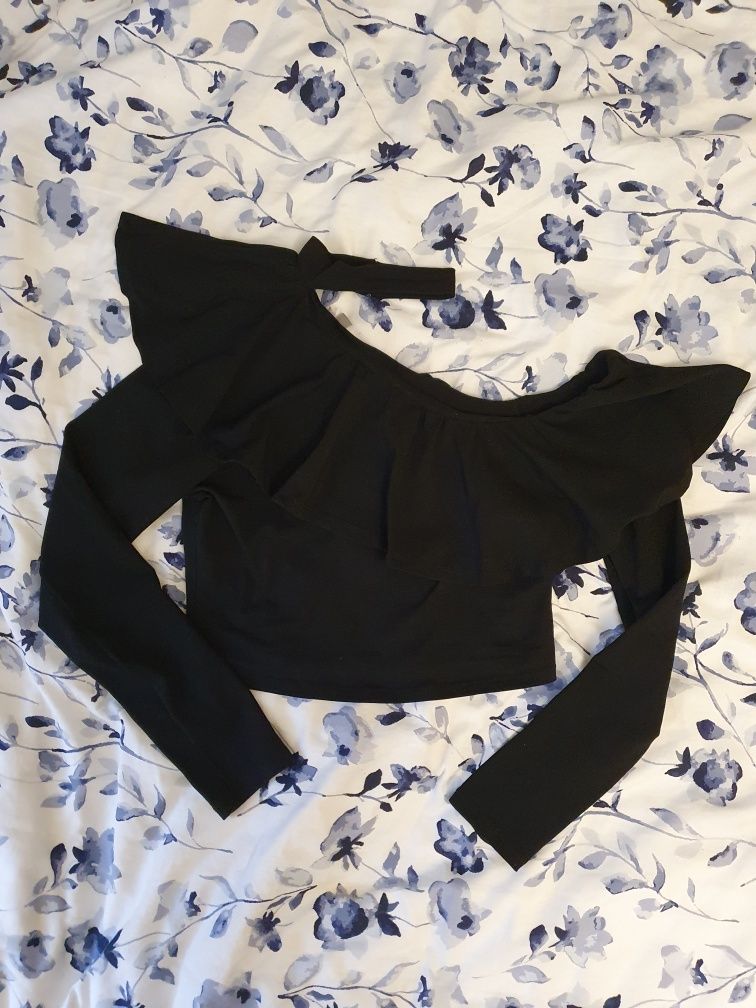 Czarny top asos z falbaną rozmiar 36