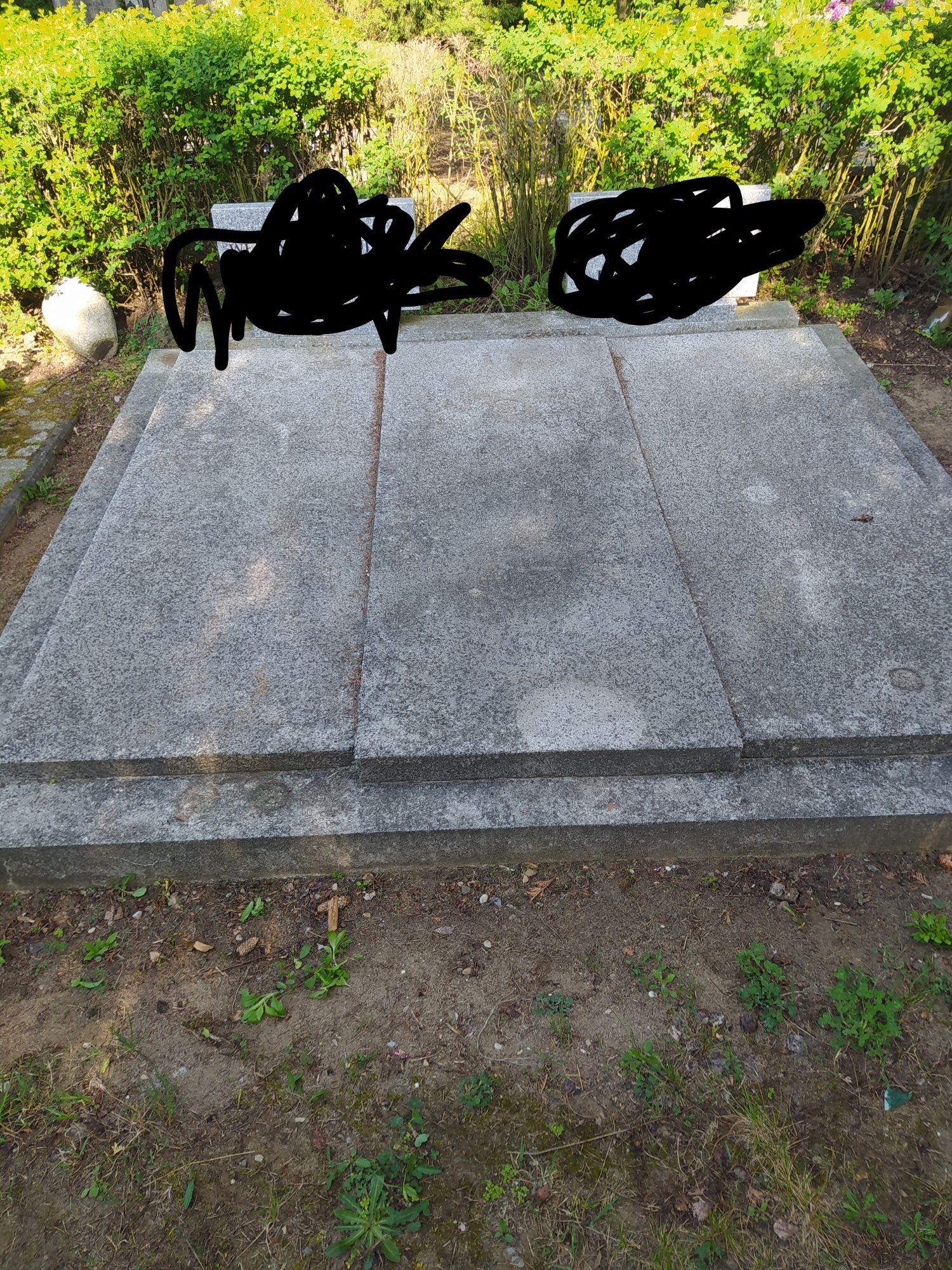 Czyszczenie nagrobków lastryko