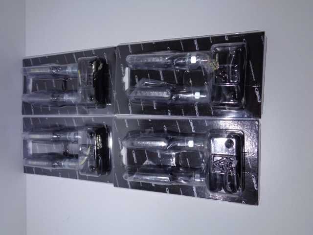 Kierunkowskazy Dynamiczne LED Uniwersalne 3 in one PUIG Komplet 4 szt.