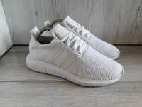 adidas Swift Run 'Triple White'