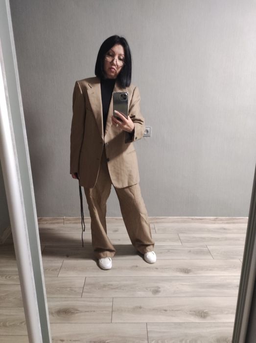 Брючний костюм в ідеальному стані