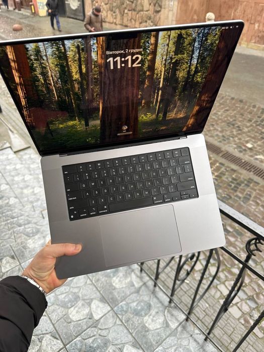 MacBook Pro 16" M1 Pro 16ram 512ssd Space Gray MK183 ідеал 95% акум
