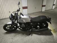 Moto Guzzi V7  STONE