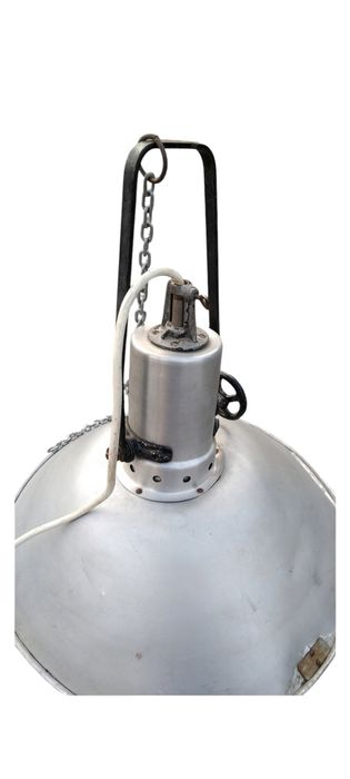 Lampa przemysłowa stara z Czechosłowacji