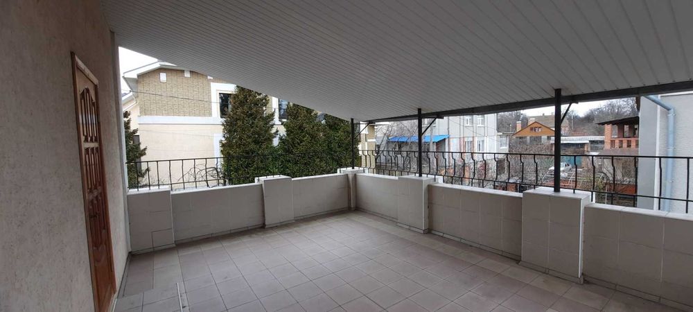 Центр. Продам будинок в елітному районі